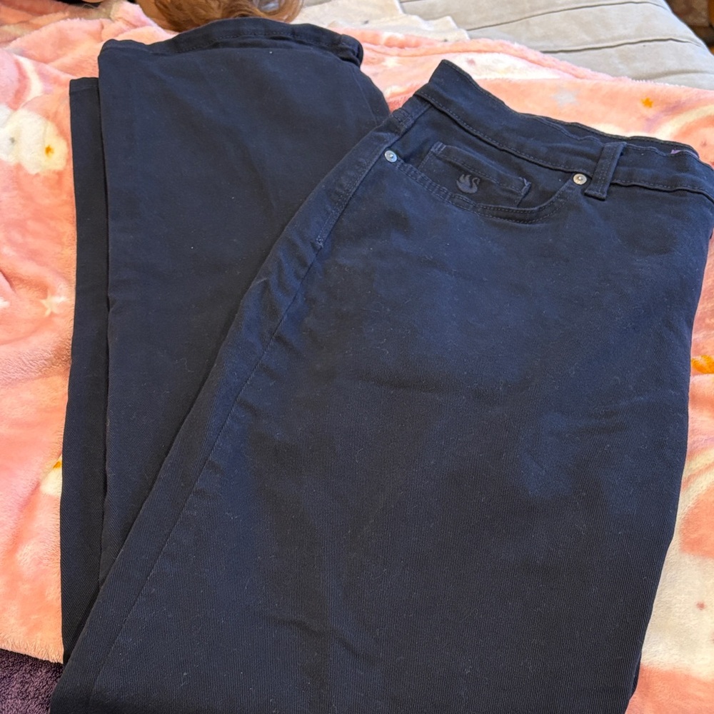 Gloria Vanderbilt NWOT jeans